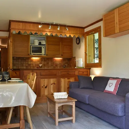 3 Pieces, Piscine, Skis Aux Pieds, Centre De - Fr-1-180-136 * Méribel